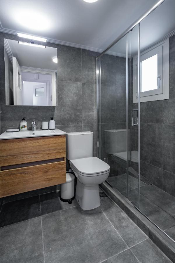 Newly Renovated 2Br Apt! Apartment Atena Exterior foto